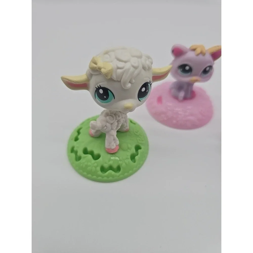 Lot of 4 Hasbro Littlest Pet Shop McDonalds Toys and 1‎ LPS Peacock Bird